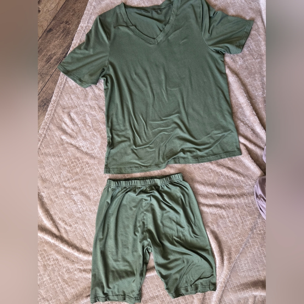 Olive Green‎ Women's Set, Top And Bottom